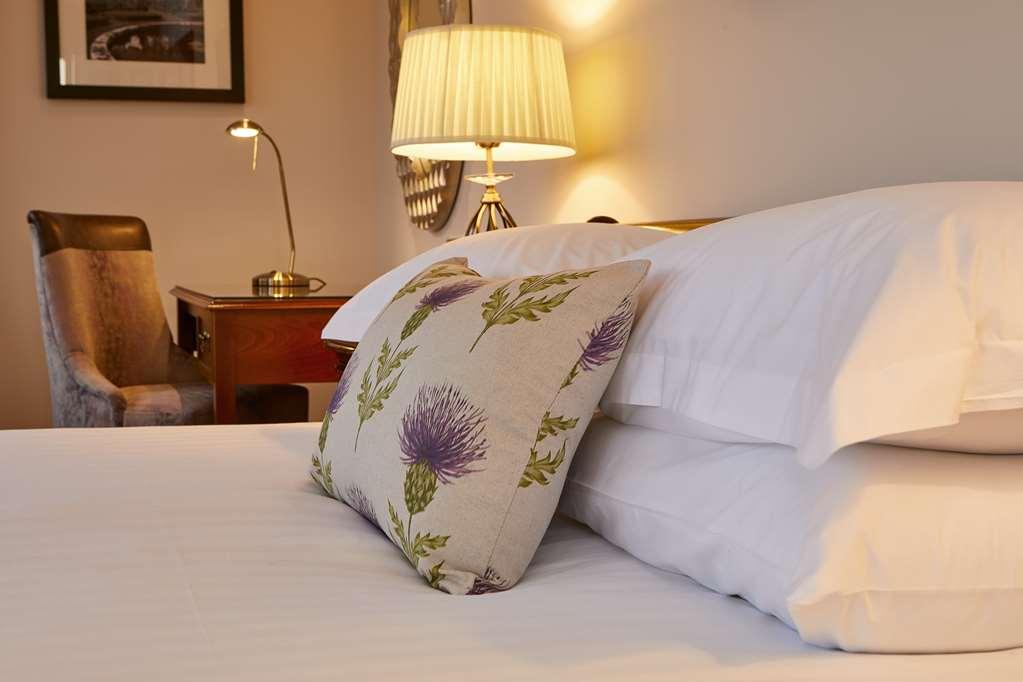 Macdonald Drumossie Hotel Inverness Room photo